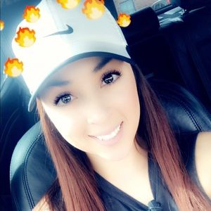 Meet your Posher, Sarai